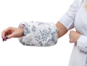 Coussin d&rsquo;allaitement de main <i>pink berry</i>