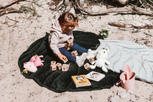 Petite tapis de jeu <i>beige LEAF </i>